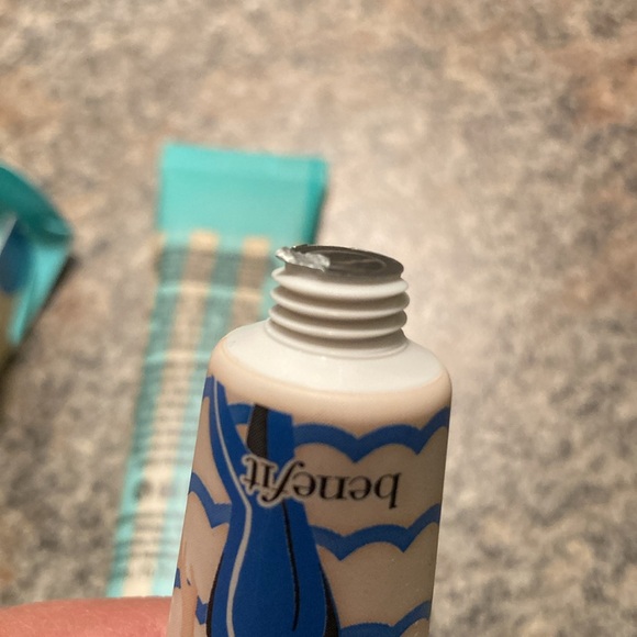 NIB sealed Benefit POREfessional .75oz and hydrate primer mini .25oz 2pack - Picture 5 of 8